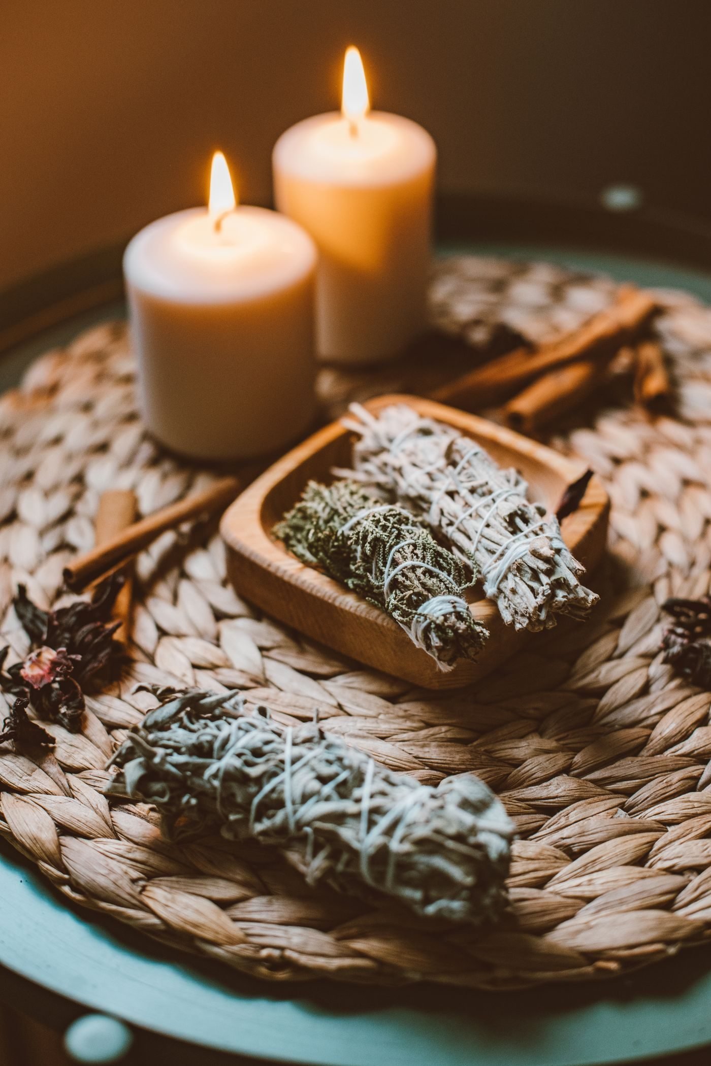 Candles and aromatherapy in the Benidorm studio